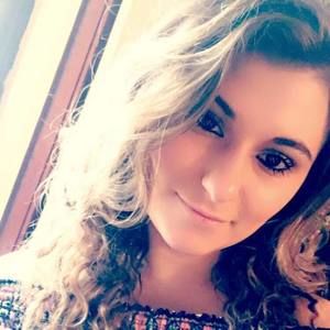 Meet your Posher, Daphne